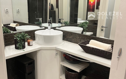 Na predaj kompletne zariadený 2-izbový tehlový byt v obľúbenej lokalite Košice – Sever, Študentská ulica