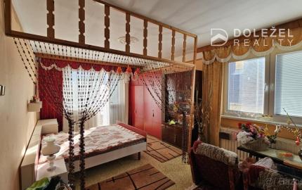 Priestranný 6-izbový dom s garážou, altánkom a veľkým pozemkom-Vyšné Opátske,KE