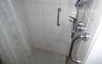 3-izb TERASA-  Michalovská, OV, 66m2, ČR, 8.p, balkón