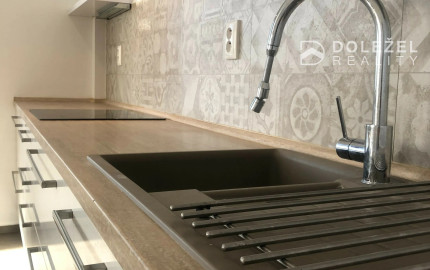 Na predaj 3 izbový byt s balkónom na sídlisku KVP – Dénešova ulica