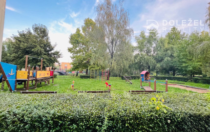 Na predaj kompletne zariadený 2-izbový tehlový byt v obľúbenej lokalite Košice – Sever, Študentská ulica