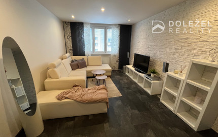 Na predaj kompletne zariadený 2-izbový tehlový byt v obľúbenej lokalite Košice – Sever, Študentská ulica