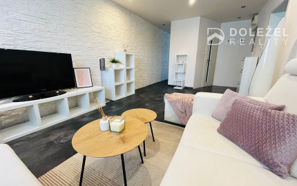 Na predaj kompletne zariadený 2-izbový tehlový byt v obľúbenej lokalite Košice – Sever, Študentská ulica