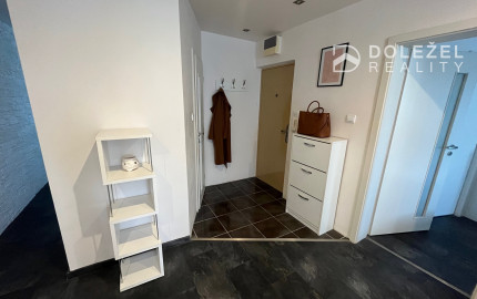 Na predaj kompletne zariadený 2-izbový tehlový byt v obľúbenej lokalite Košice – Sever, Študentská ulica