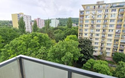 3-izbový byt, 69 m2, lodžia, 2x balkón (7.p) Košice Němcovej