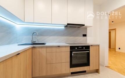 3-izbový byt, 69 m2, lodžia, 2x balkón (7.p) Košice Němcovej