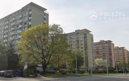 3-izbový byt, 69 m2, lodžia, 2x balkón (7.p) Košice Němcovej