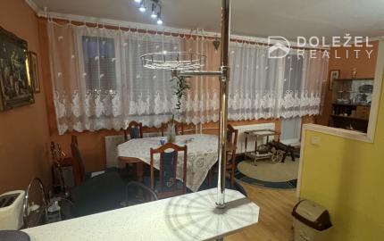 3-izbový byt STARÉ MESTO- Vojenská ulica, OV,70m2,lodžia 1.p
