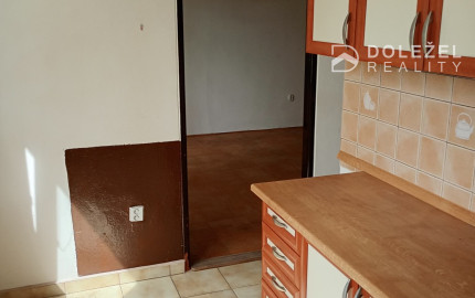 3-izb TERASA- Humenská, OV, 68m2, čiast.rekon, balkón 2.p/8