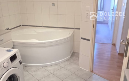 4-izbový byt, 90 m2, 2x lodžia (7.p/8), Košice KVP Janigova