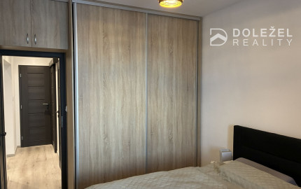 2-izbový byt, KVP, Titogradská, OV,50m2 kompl,rekon, 6.p/8