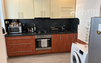 2-izbový byt, KVP, Titogradská, OV,50m2 kompl,rekon, 6.p/8