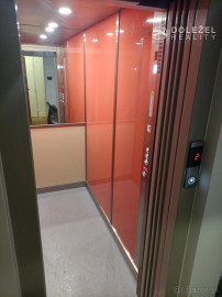 Priestranný 2-izbový byt s balkónom v obľúbenej lokalite – Košice Sever / Hlinkova ulica