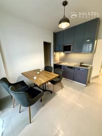 Na predaj 3 izbový byt s klímou a loggiou / KVP – Wurmova