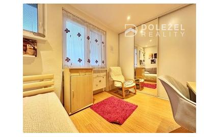 Predám krásny 4 izb. tehlový byt, 100 m2, garáž, 2 loggie, záhrada, Podhradová-Košice