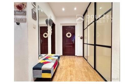 Predám krásny 4 izb. tehlový byt, 100 m2, garáž, 2 loggie, záhrada, Podhradová-Košice