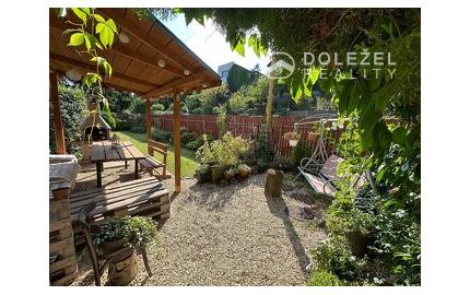 Predám krásny 4 izb. tehlový byt, 100 m2, garáž, 2 loggie, záhrada, Podhradová-Košice