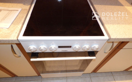 3-izb TERASA-  Michalovská, OV, 66m2, ČR, 8.p, balkón