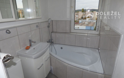 3-izb TERASA-  Michalovská, OV, 66m2, ČR, 8.p, balkón