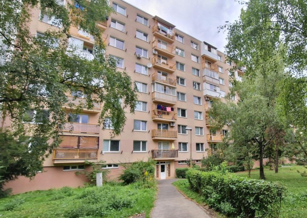 REZERVOVANÉ 3-izb. byt, 66 m2, balkón (1.p), Košice Humenská