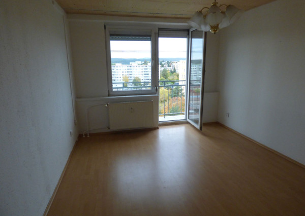 3-izb TERASA-  Michalovská, OV, 66m2, ČR, 8.p, balkón