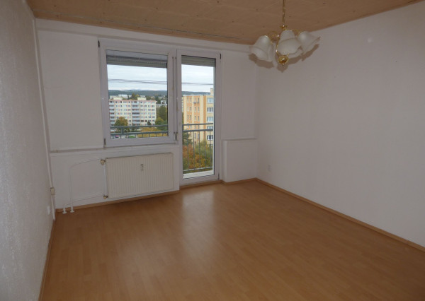 3-izb TERASA-  Michalovská, OV, 66m2, ČR, 8.p, balkón