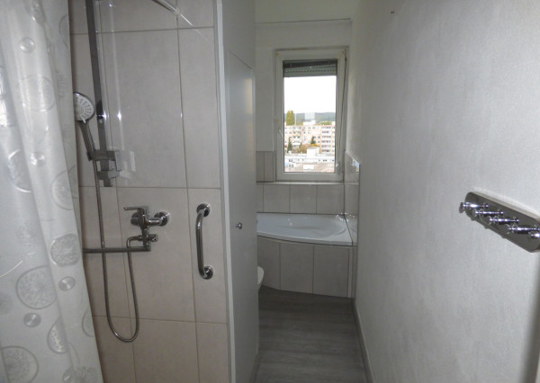 3-izb TERASA-  Michalovská, OV, 66m2, ČR, 8.p, balkón