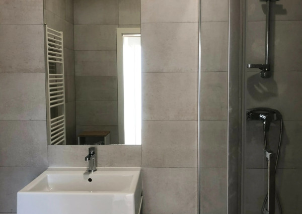 Na predaj 3 izbový byt s balkónom na sídlisku KVP – Dénešova ulica