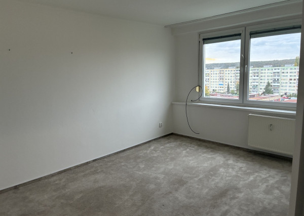 3-izb TERASA- Michalovská, OV,66m2, rekonštrukcia.,8.p