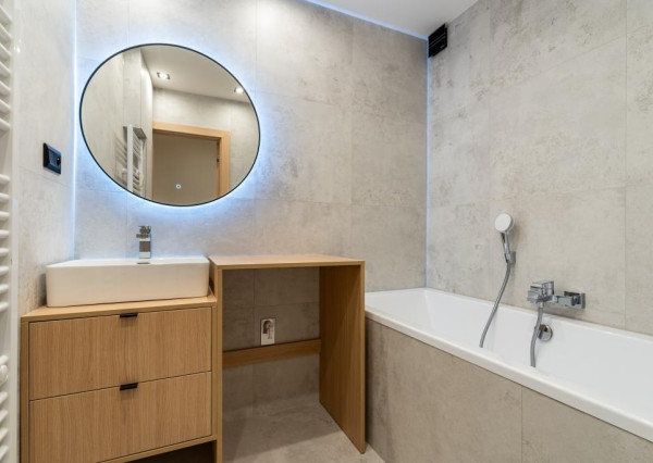 3-izbový byt, 69 m2, lodžia, 2x balkón (7.p) Košice Němcovej