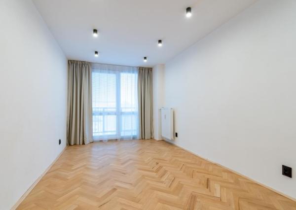 3-izbový byt, 69 m2, lodžia, 2x balkón (7.p) Košice Němcovej