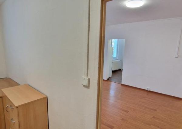 3-izbový byt, 58 m2, lodžia (2.p/3), Košice Terasa Kežmarská