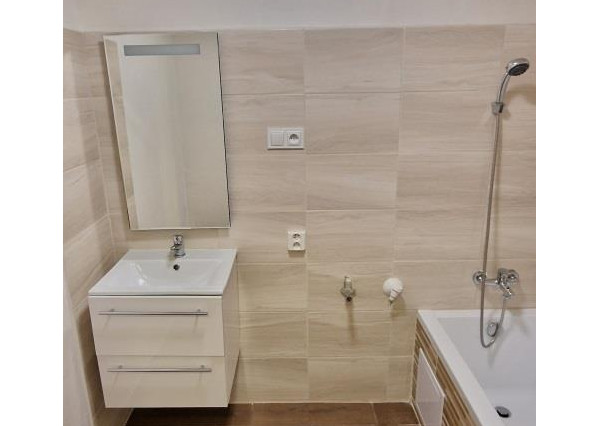 3-izbový byt, 58 m2, lodžia (2.p/3), Košice Terasa Kežmarská