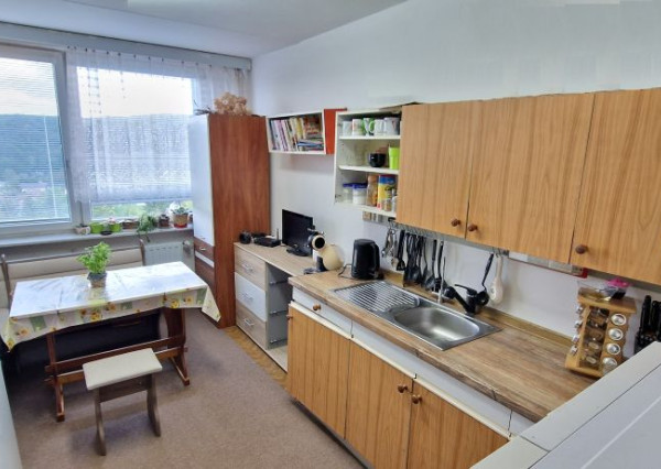 4-izbový byt, 88 m2, lodžia (4.p/8), Košice KVP Stierova