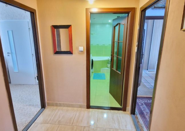 4-izbový byt, 88 m2, lodžia (4.p/8), Košice KVP Stierova
