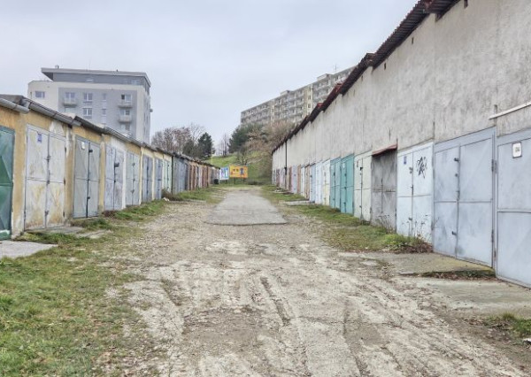 Garáž, 17 m2, elektrina, Košice Staré mesto, Belanská