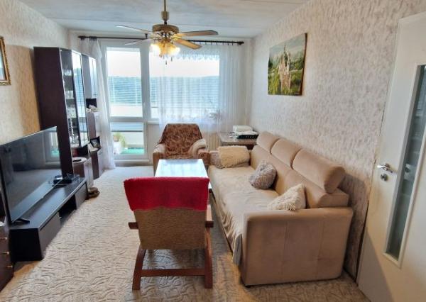 4-izbový byt, 88 m2, lodžia (4.p/8), Košice KVP Stierova