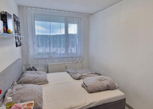 4-izbový byt, 88 m2, lodžia (4.p/8), Košice KVP Stierova