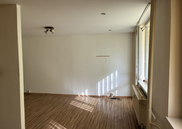 3-izb NAD JAZEROM- STÁLICOVÁ, OV 68m2,PRAŽSKÝ 6m dlhá lodžia