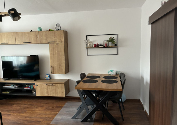 3-izb KVP  Hemerková, OV, 78m2, rekonštrukcia, balkón, 3.p