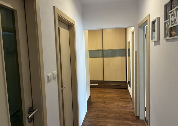 3-izb KVP  Hemerková, OV, 78m2, rekonštrukcia, balkón, 3.p