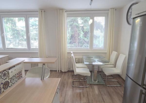 3-izbový byt, 67 m2, pražský, (1.p/7), Košice Terasa Ružová