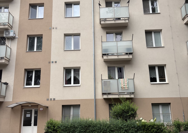 Predám 3-izbový BYT na Hlinkovej ulici v Košiciach