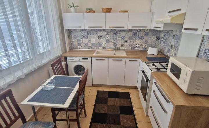 PREDANÉ 1-izb. byt, 40 m2, 7.p, Košice Azovská - fotografia 3