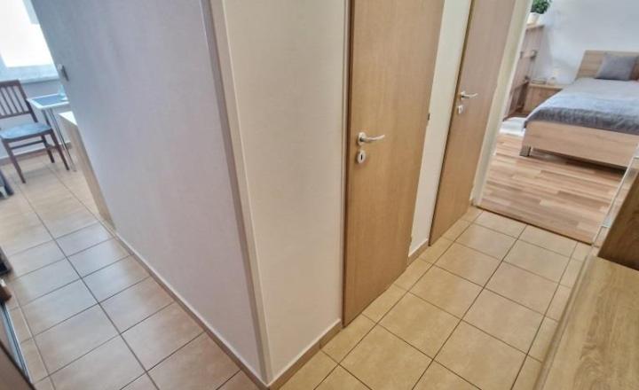 PREDANÉ 1-izb. byt, 40 m2, 7.p, Košice Azovská - fotografia 8
