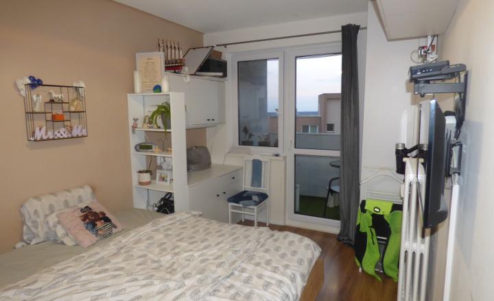 3-izb KVP Húskova, OV, 64m2,  čiast .rekon, lodžia (8.p/8) - fotografia 5