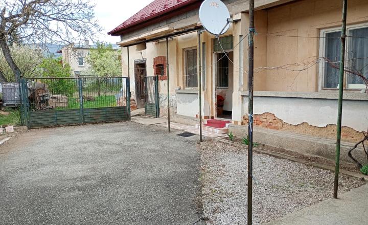 Rodinný dom, Turňa nad Bodvou, užitná plocha 120m2, záhrada - fotografia 2