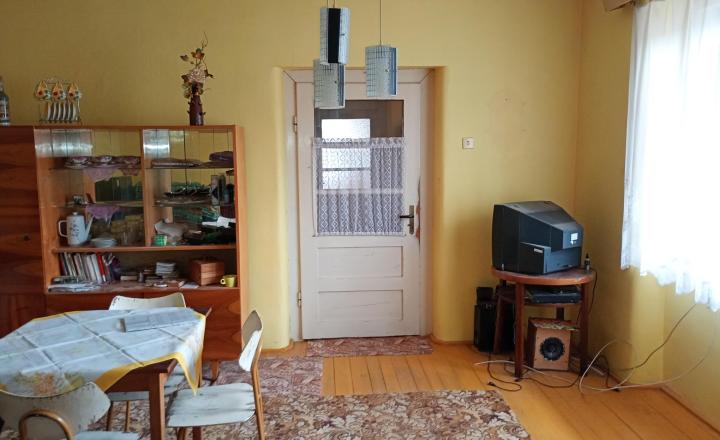 Rodinný dom, Turňa nad Bodvou, užitná plocha 120m2, záhrada - fotografia 5