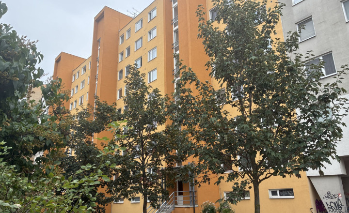 4-izbový  byt TERASA- Bernolákova, OV, 82m2, lodžia, (7.p/8) - fotografia 1