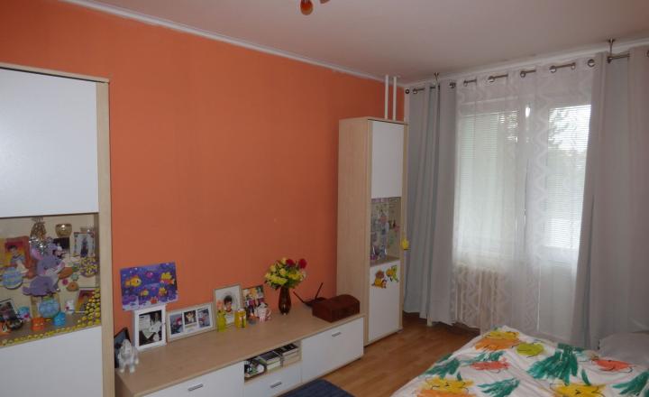 3-izb KVP- Wupertálska, OV, 60m2, čiast.rekon, lodžia, 1.p/8 - fotografia 3
